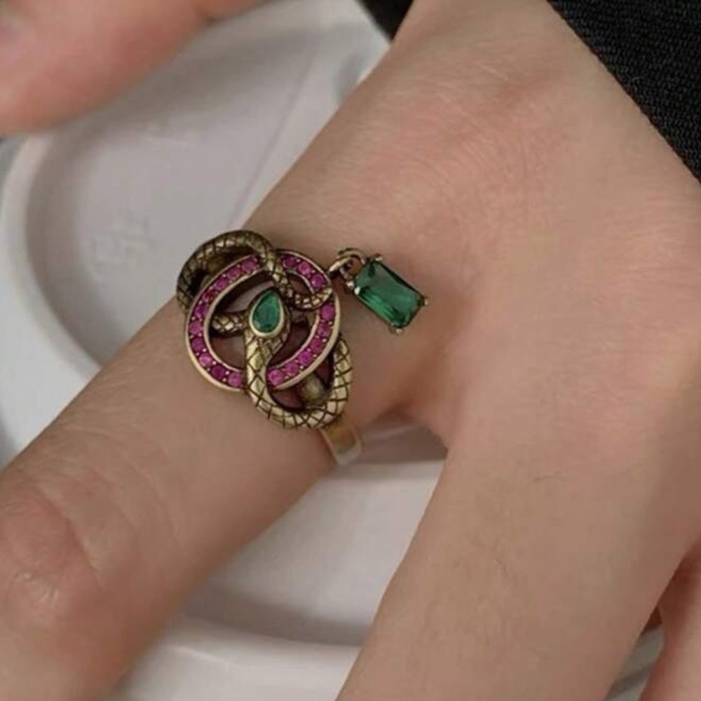 Snake Ring - Picture 4 of 5